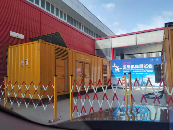蓝山发电车出租-发电机无电压或电压太低怎么办？