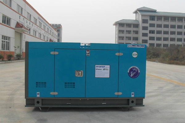 蓝山发电机租赁如何正确安装空气滤清器？