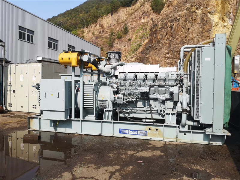 蓝山储能设备在应用领域拓展过程中面临哪些新的挑战？