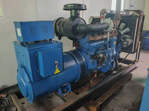 蓝山100kW柴油发电机组使用多级机油有哪些优缺点？